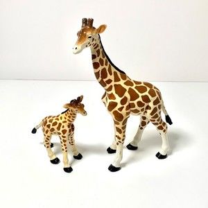 Safari Ltd Giraffe & Baby 96 Wildlife Safari Animal Educational Kids Toy Figure